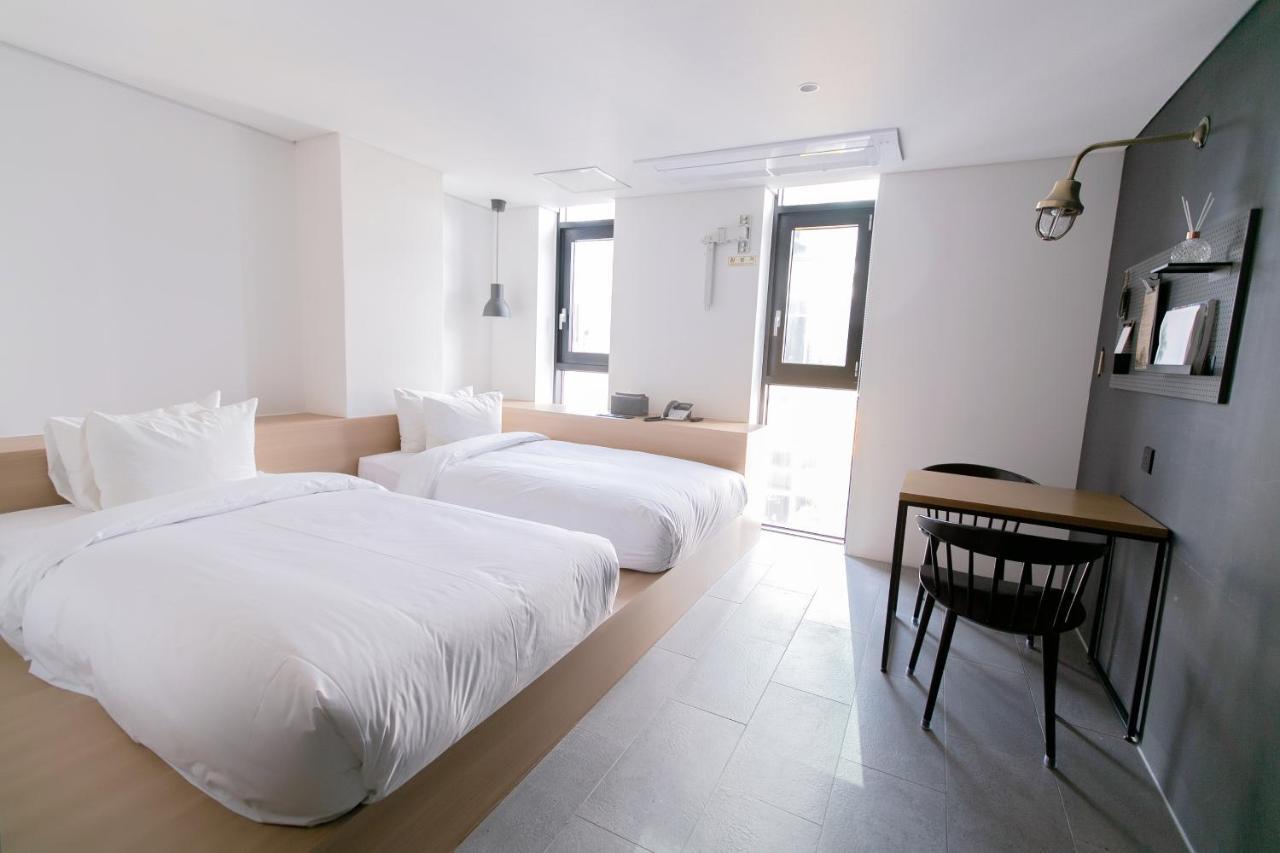 Boutique Hotel Bombom Gangneung Exterior foto
